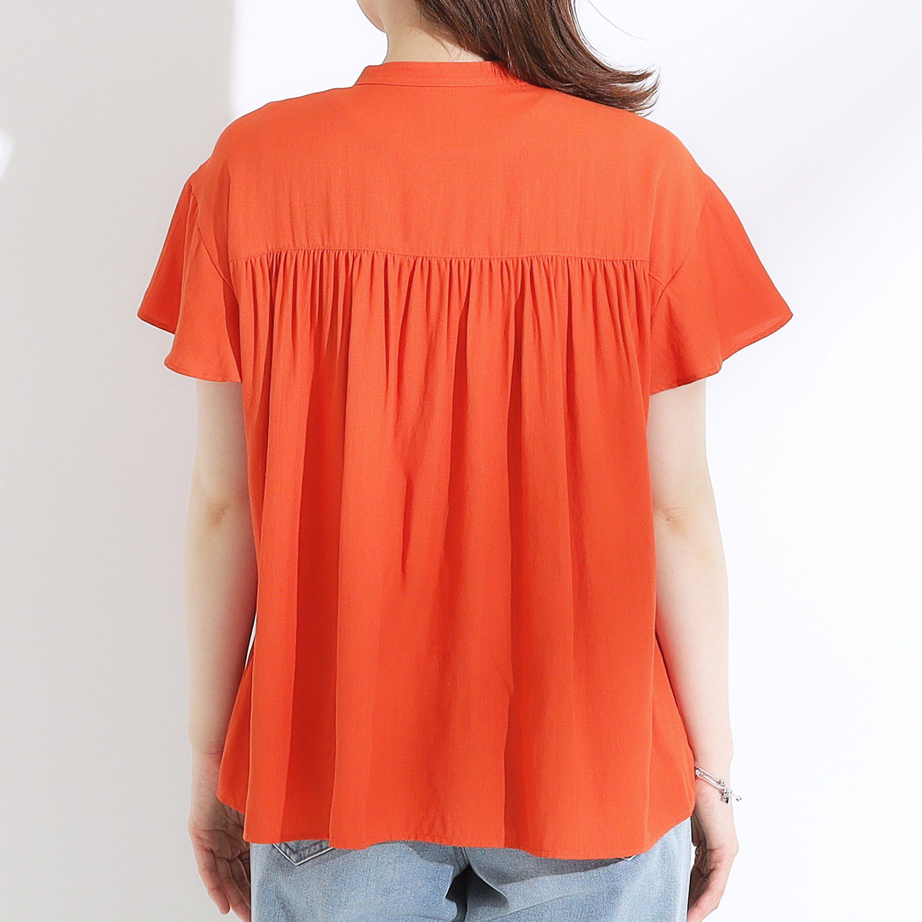 SHOO･LA･RUE「【洗える/S-LL】一枚で着映え ティアード風 ギャザーブラウス」|シャツ・ブラウス|