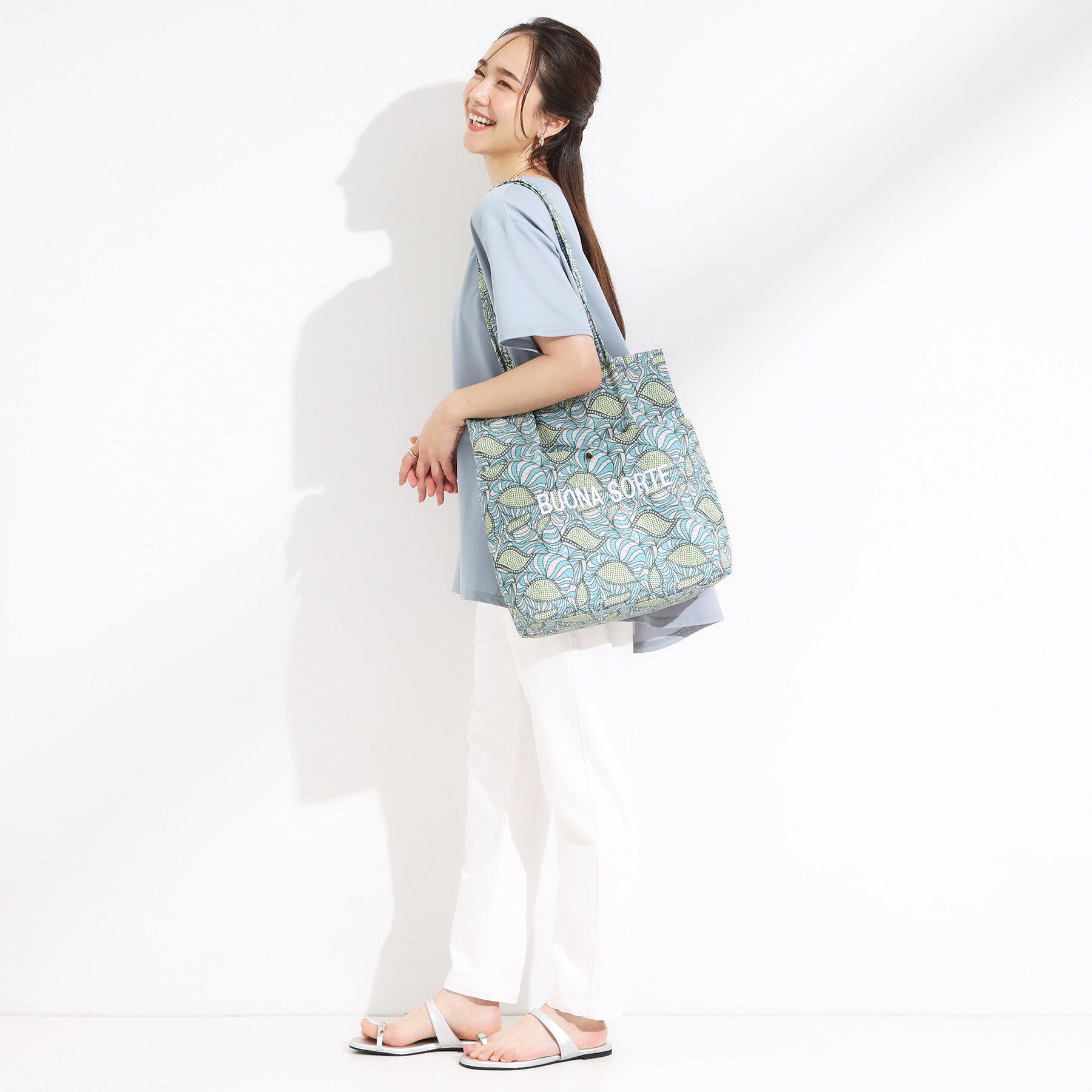 SHOO･LA･RUE「【A4サイズ】幸運を呼び寄せてくれそうな ラタプリント トートバッグ」|トートバッグ|