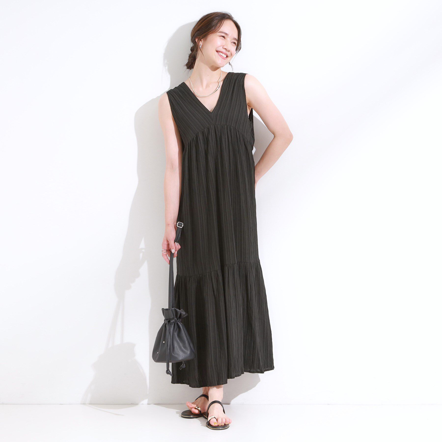 SHOO･LA･RUE「【S-LL】後ろ姿も抜かりなく 1枚でサマ見え ティアードワンピース」|ワンピース|