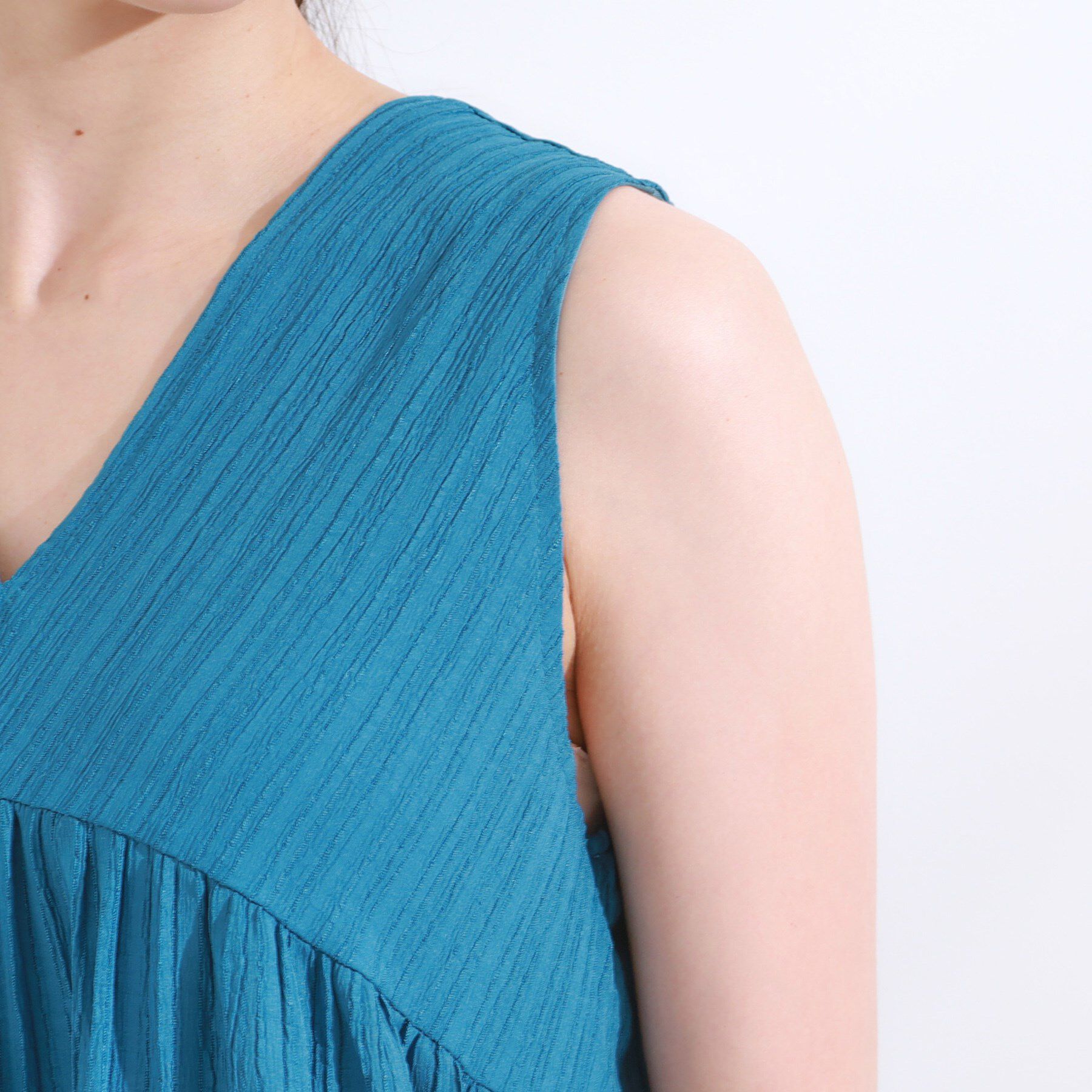 SHOO･LA･RUE「【S-LL】後ろ姿も抜かりなく 1枚でサマ見え ティアードワンピース」|ワンピース|