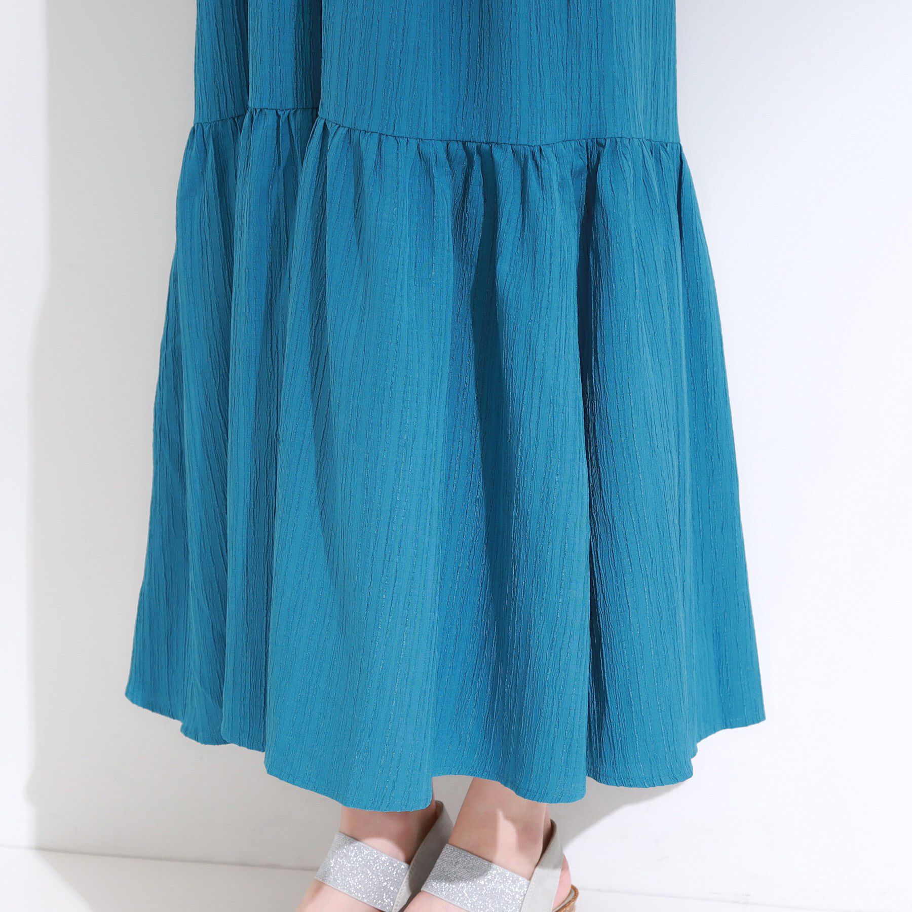 SHOO･LA･RUE「【S-LL】後ろ姿も抜かりなく 1枚でサマ見え ティアードワンピース」|ワンピース|