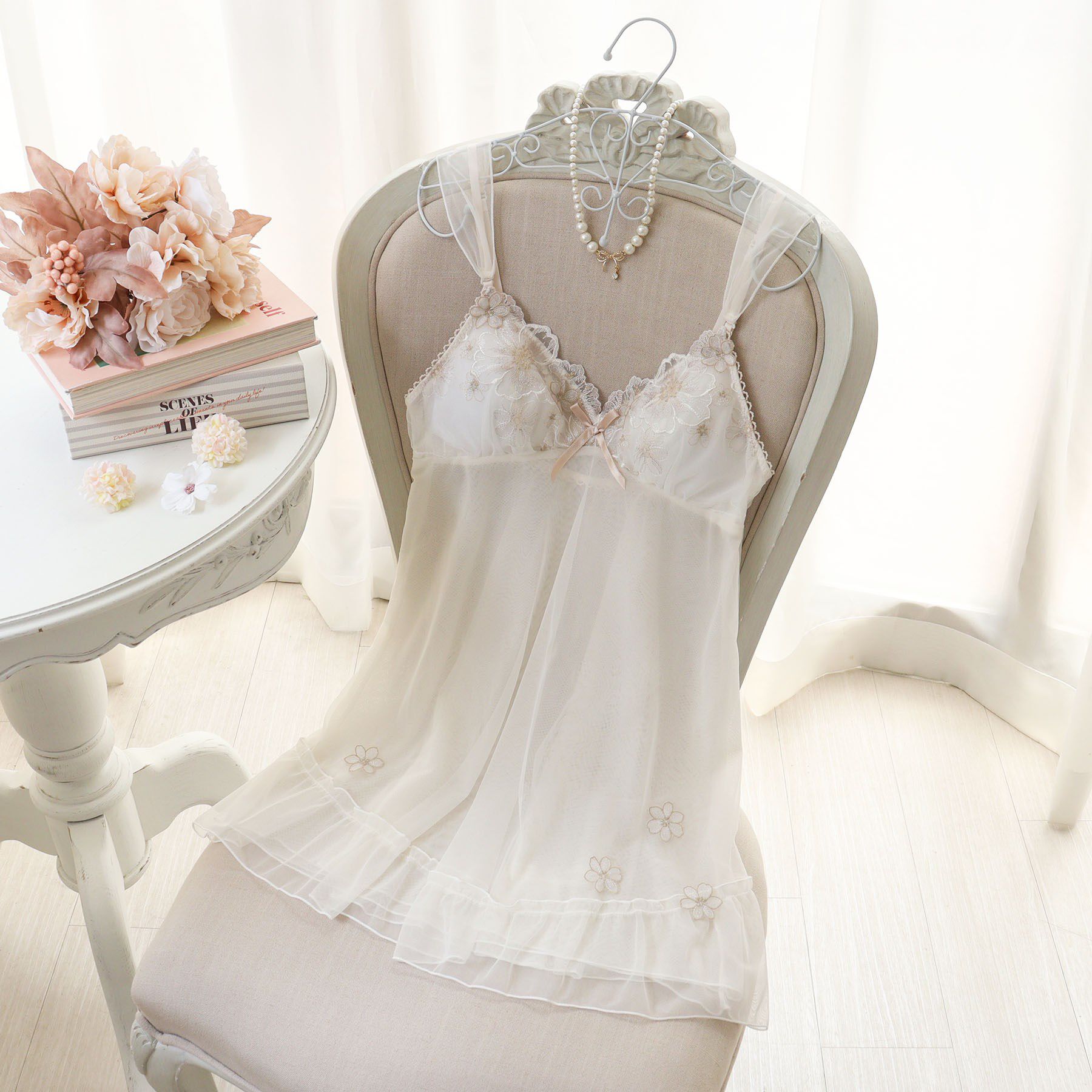 Risa Magli「ピア カップ付スリップ」|キャミソール|クリーム(054)