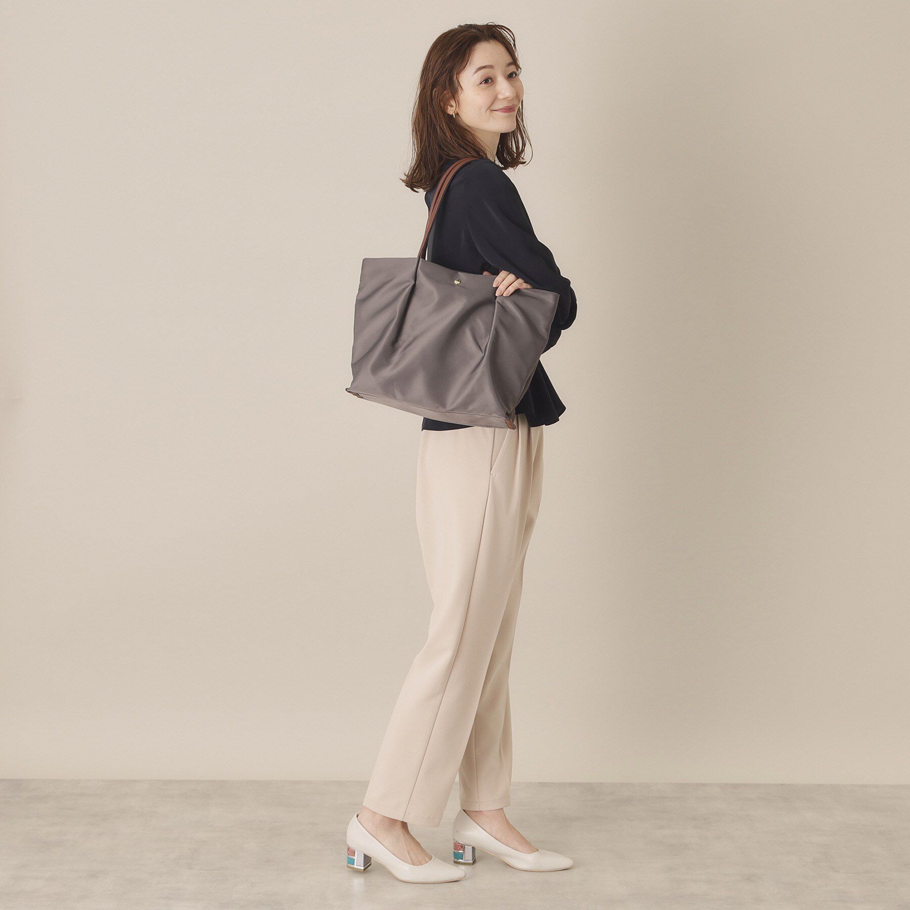 ITS&rsquo;DEMO「【通勤】肩楽PC収納A4トート」|トートバッグ|