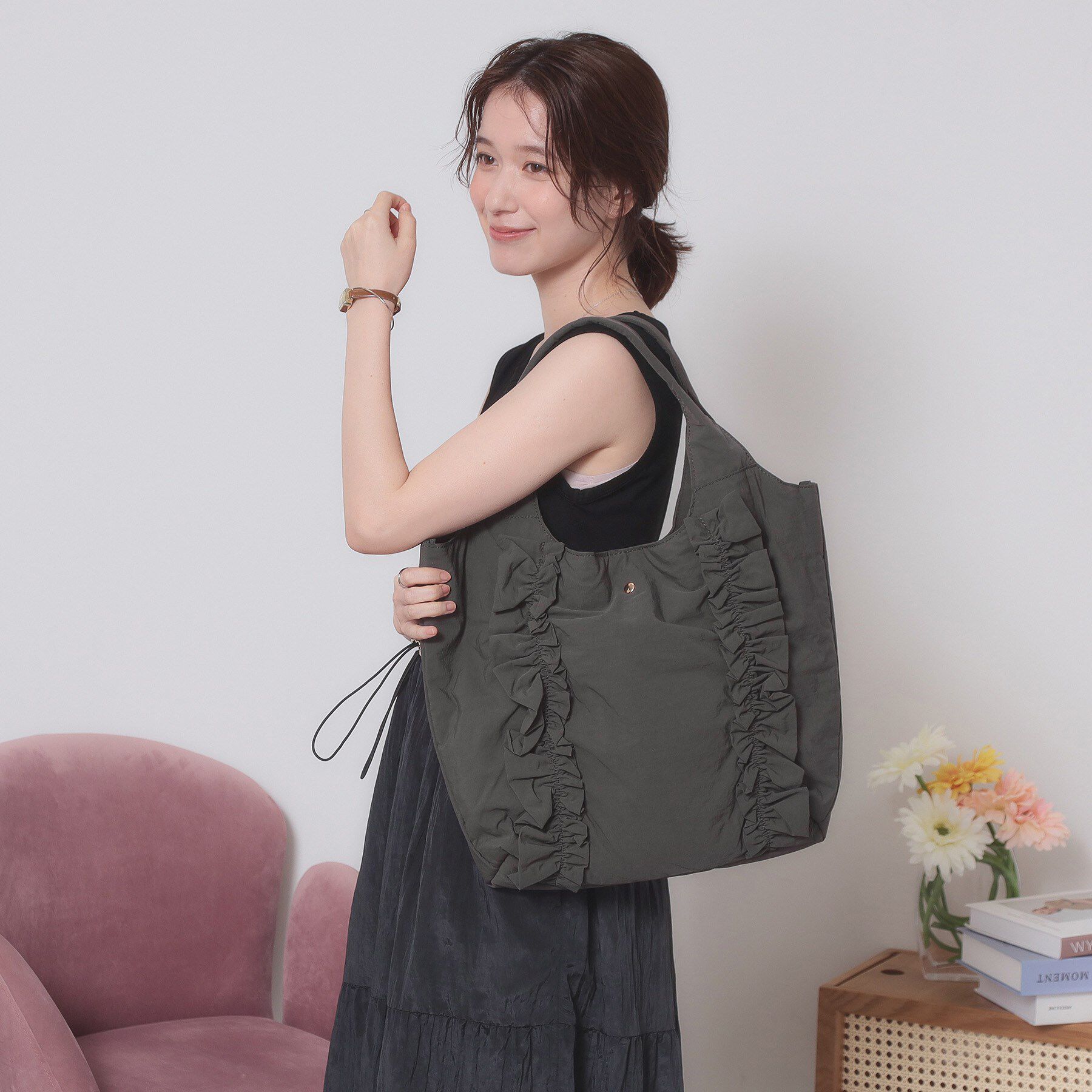 ITS&rsquo;DEMO「【A4対応】フリルラウンドトート」|トートバッグ|