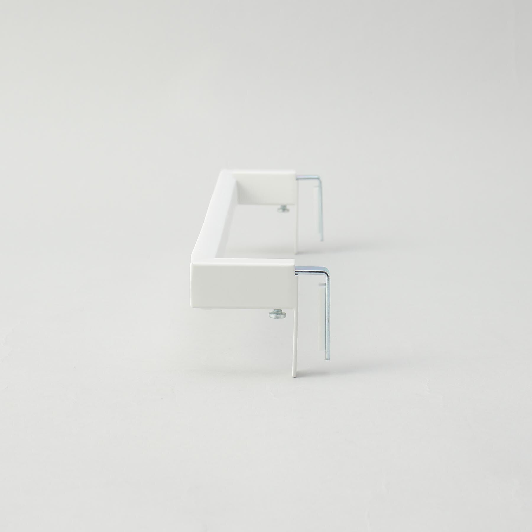 212 KITCHEN STORE「滑り落ち防止キッチンタオルハンガーバー ワイド WH 山崎実業 ＜tower タワー＞」|食器・キッチングッズ|