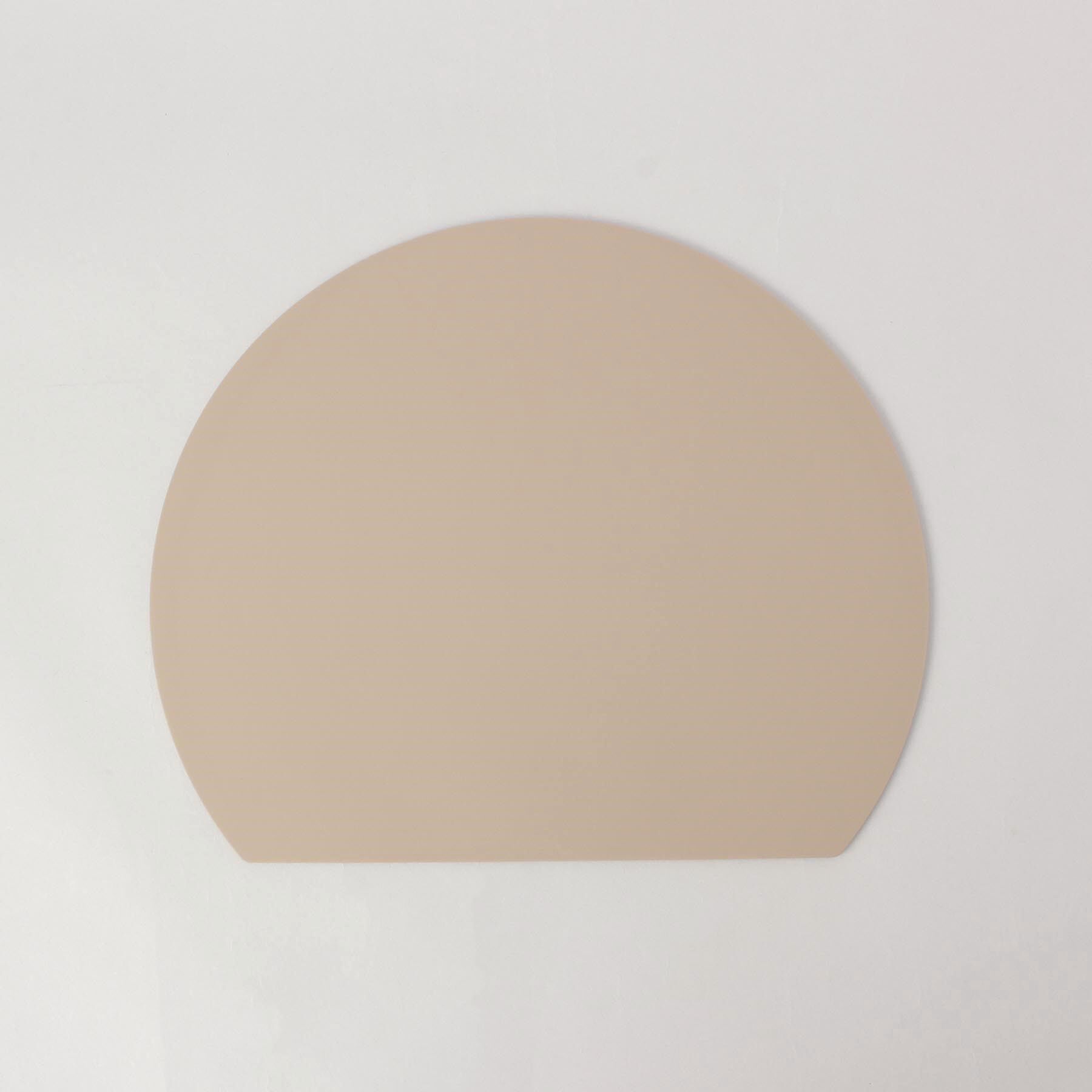 212 KITCHEN STORE「D型カッティングボードM BE」|食器・キッチングッズ|