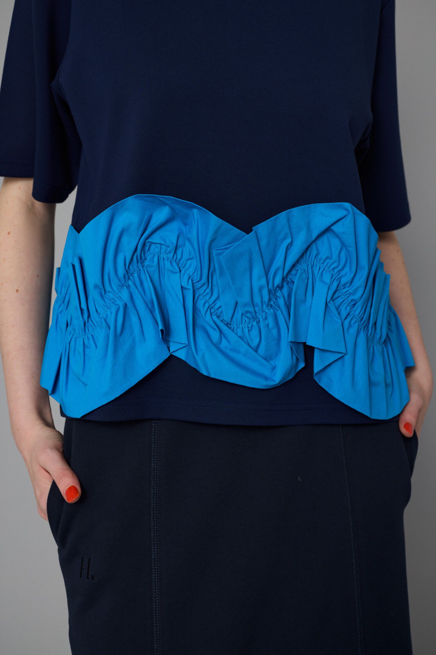 HeRIN.CYE「Attachment hem tops」|Tシャツ・カットソー|