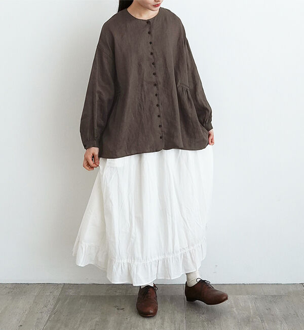 オオカミとフクロウ「オオカミとこもれびのホワイトリリー」|シャツ・ブラウス|