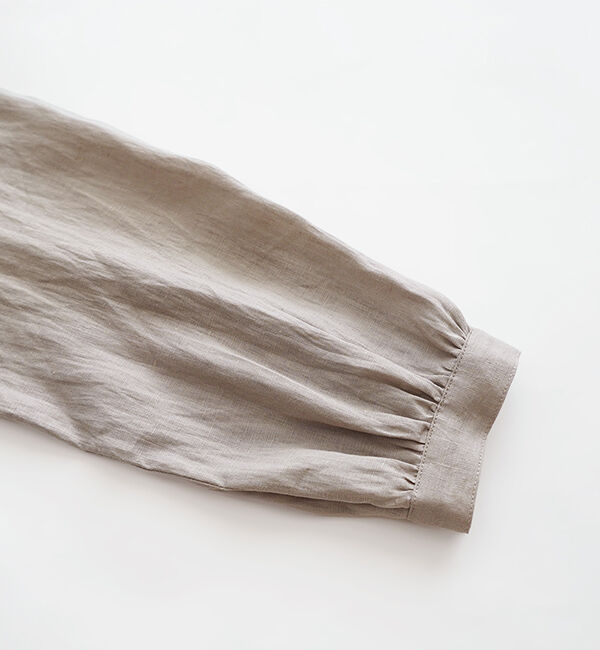 オオカミとフクロウ「オオカミとこもれびのホワイトリリー」|シャツ・ブラウス|