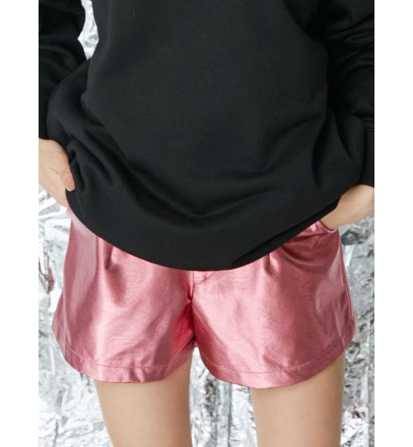 EVRIS「フェイクレザーメタリックショートパンツ」|その他|ピンク