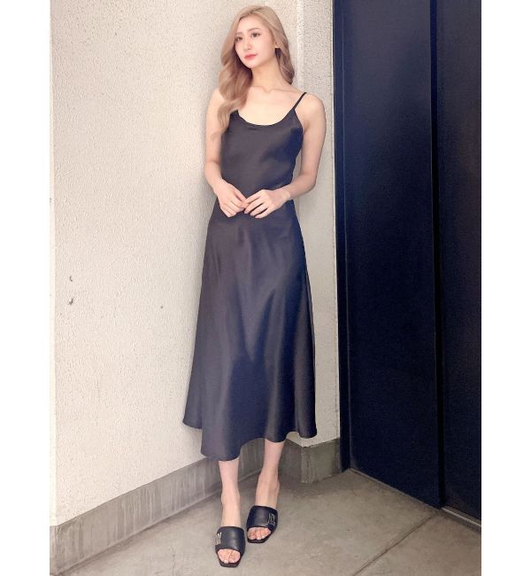 GYDA「バックオープンサテンキャミロングワンピース」|ワンピース|