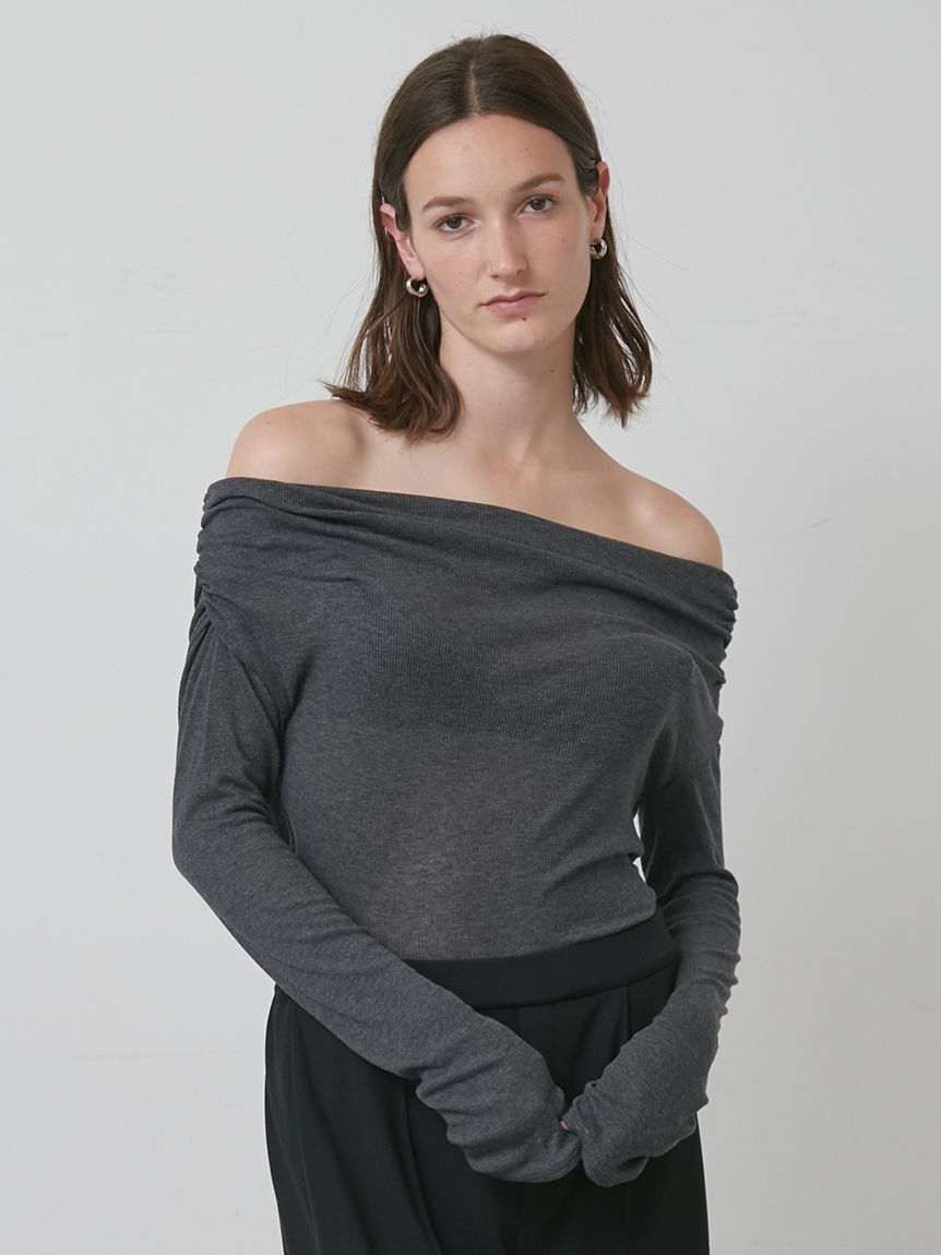 styling/「オフショルダーカットトップス」|Tシャツ・カットソー|