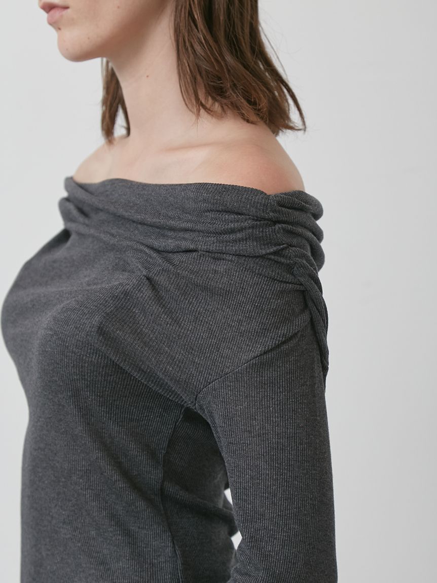 styling/「オフショルダーカットトップス」|Tシャツ・カットソー|