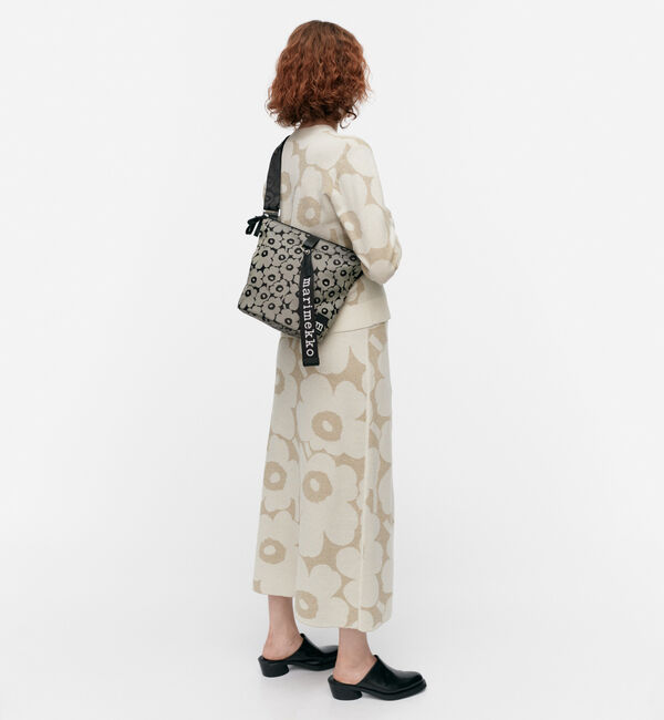 Marimekko「【日本限定】Carry All Unikko ショルダーバッグ」|ショルダー・メッセンジャー|