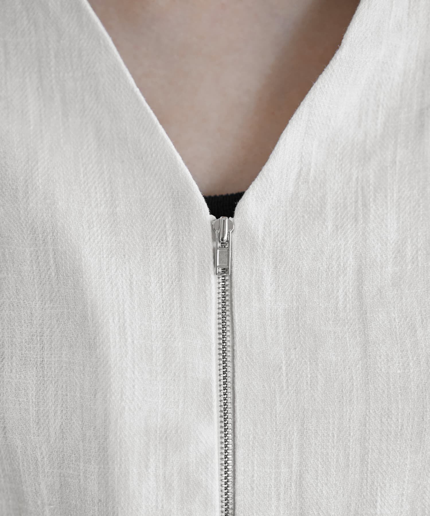 STYLE DELI「麻素材のベスト型サマージャケット」|ノーカラージャケット|