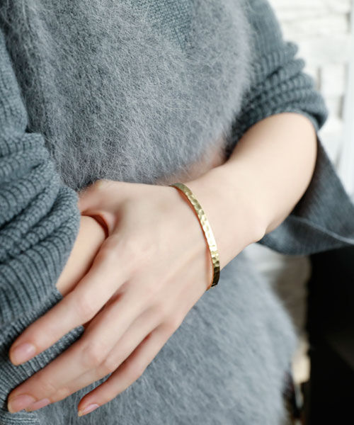 colleca la「槌目の細バングル」|ブレスレット・バングル|