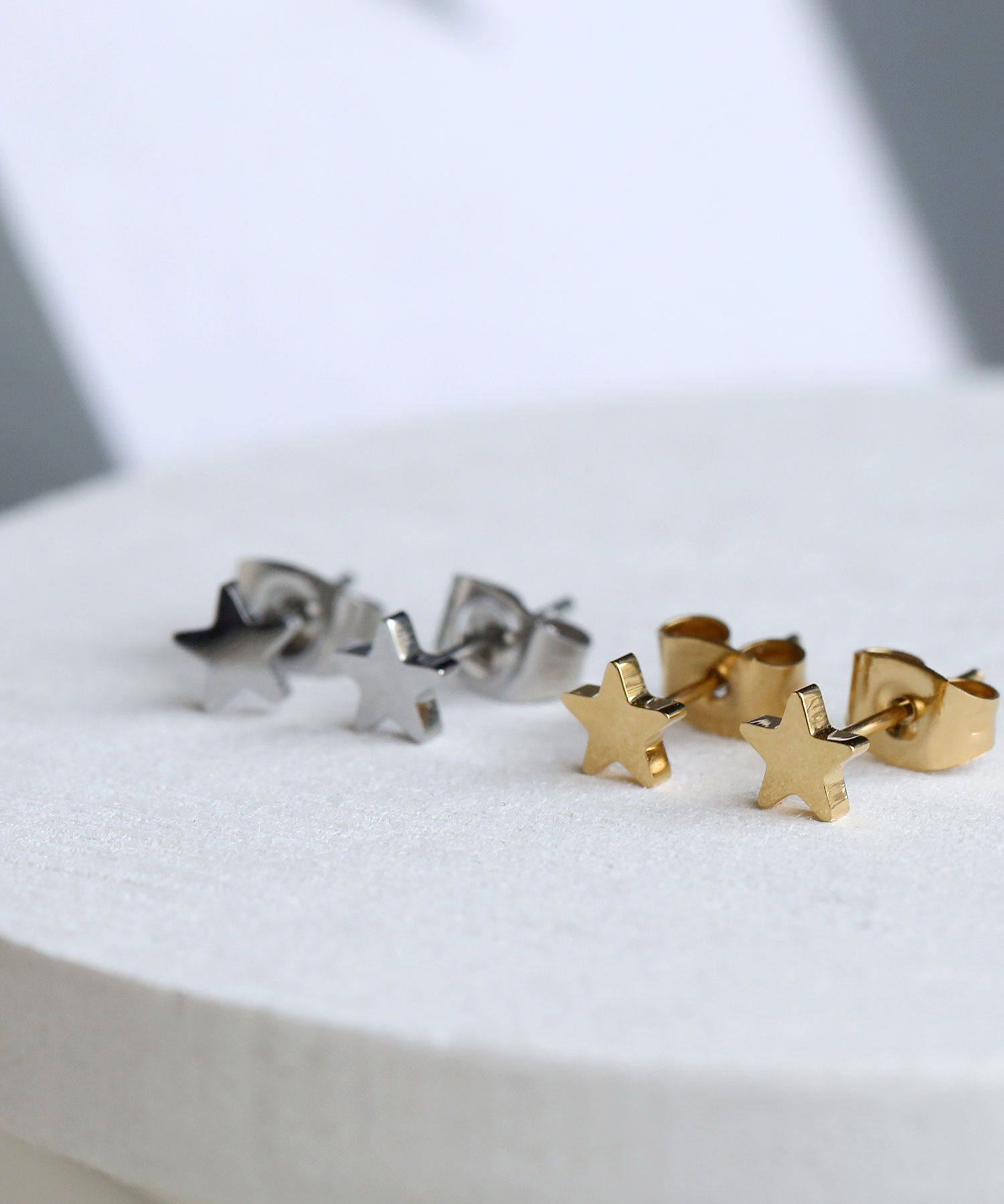 colleca la「[stainless]ステンレス・ 星とストーンのセットピアス〈金属アレルギー対応〉」|ピアス|