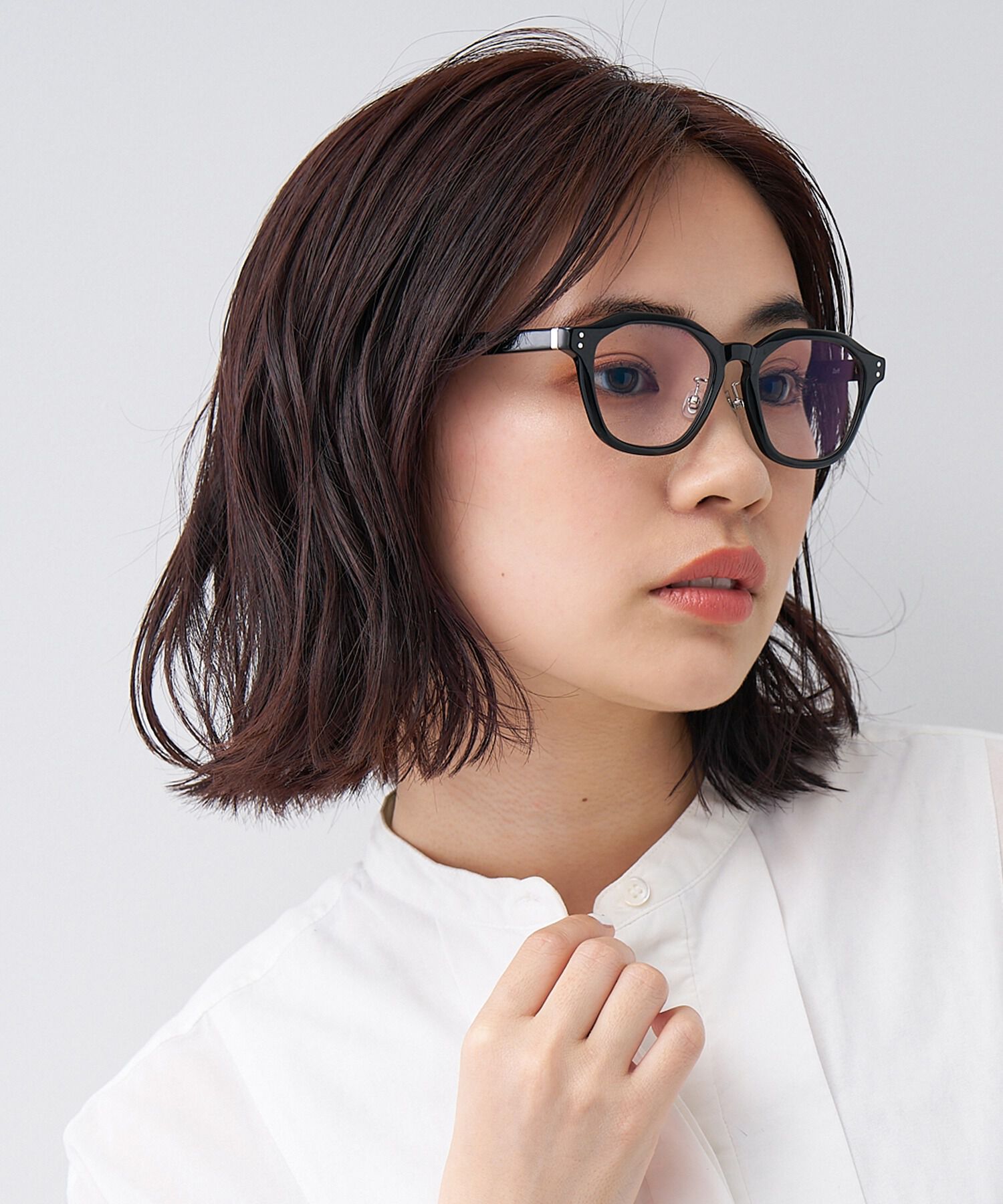  「ウェリントン型 調光サングラス｜レンズの色が変わるサングラス」|サングラス|