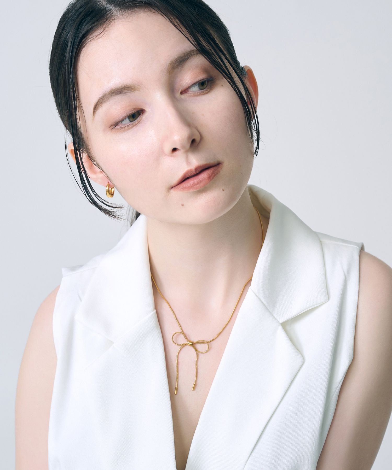 Phoebe「【金属アレルギー対応】プックリメタルフープピアス　ゴールド/サージカルステンレス」|ピアス|