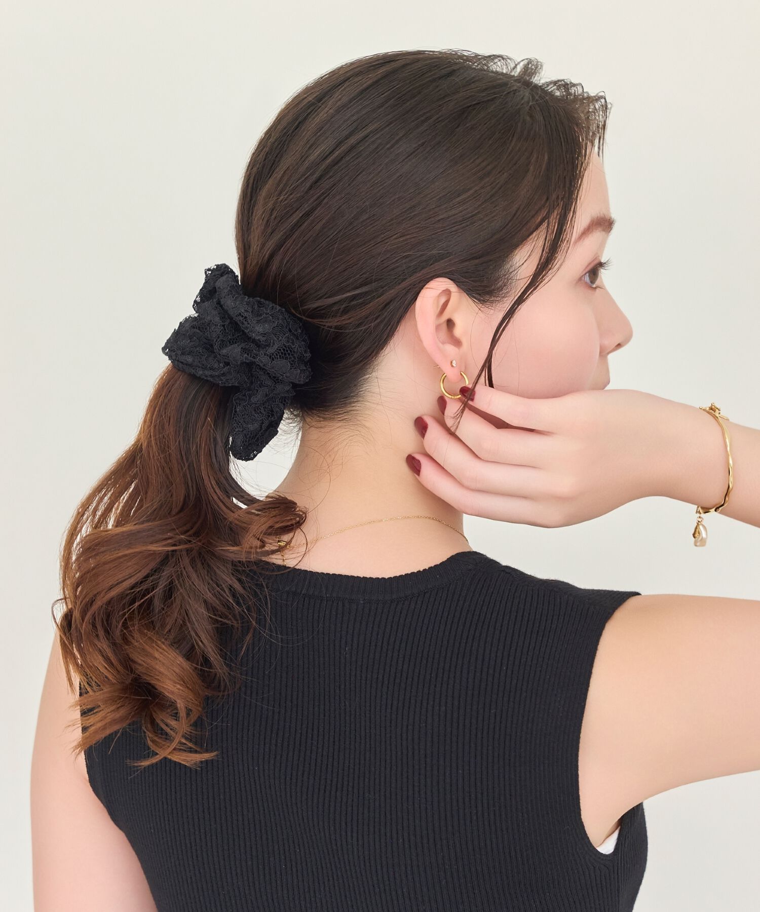 Phoebe「ガーリッシュレースシュシュ　ブラック」|ヘアゴム・シュシュ|