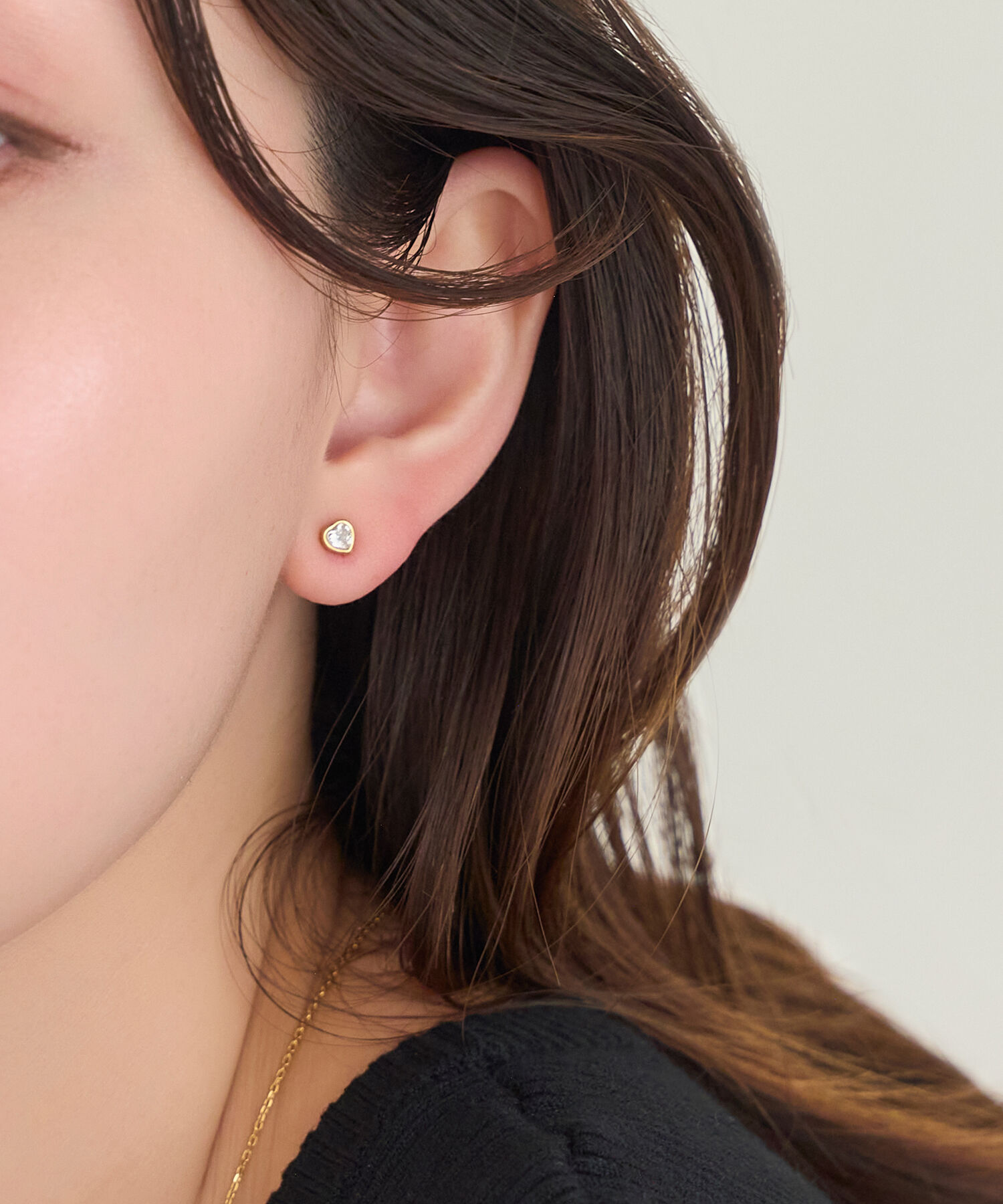 Phoebe「【金属アレルギー対応】ジュエルハートピアス　ゴールド/サージカルステンレス」|ピアス|