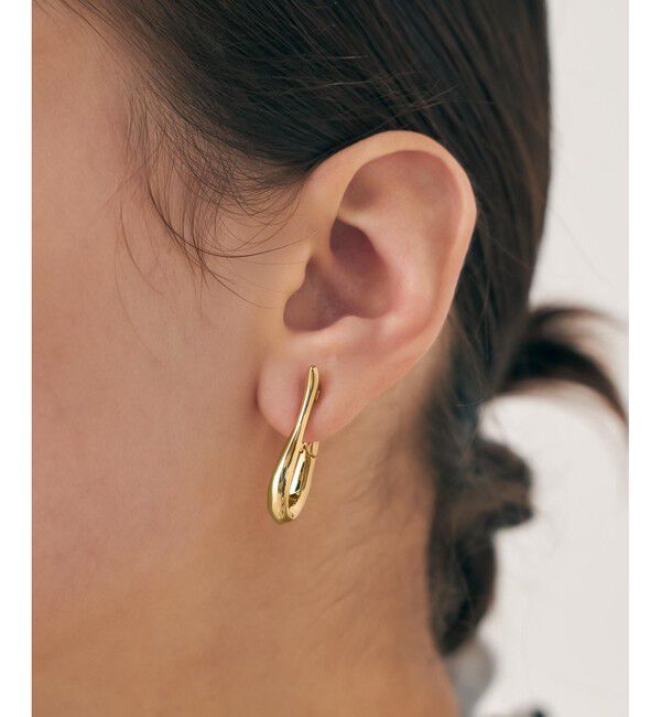 ete「リラックス ハグイヤリング」|イヤリング|