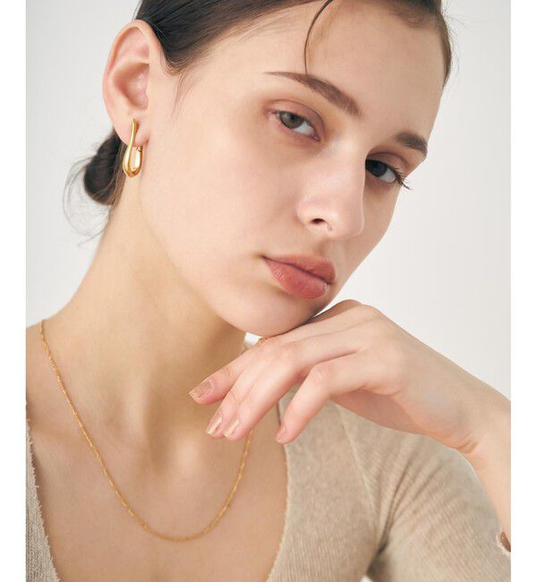 ete「リラックス ハグイヤリング」|イヤリング|