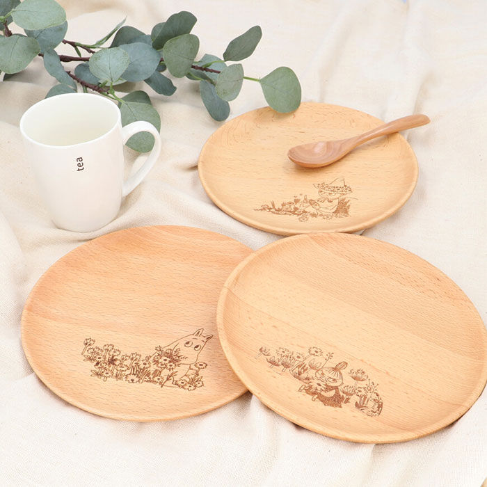 BACKYARD FAMILY「ムーミン 食器 通販 木製 プレート 皿 お皿 ラウンドプレート 丸皿 プレートディッシュ M」|食器・キッチングッズ|