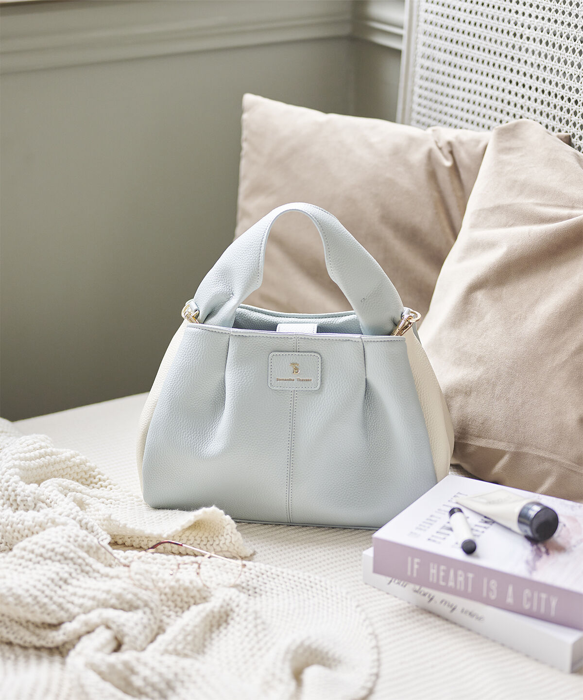 Samantha Thavasa「タックワンハンドルバッグ 小サイズ」|ハンドバッグ|