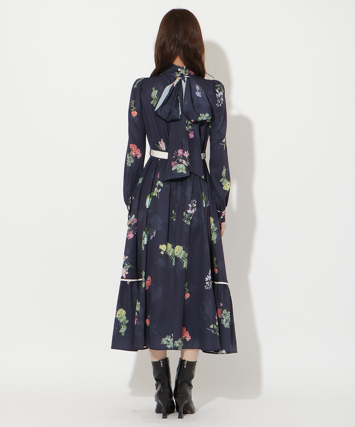 アンドクチュール「クラシックフラワーワンピース」|ワンピース|