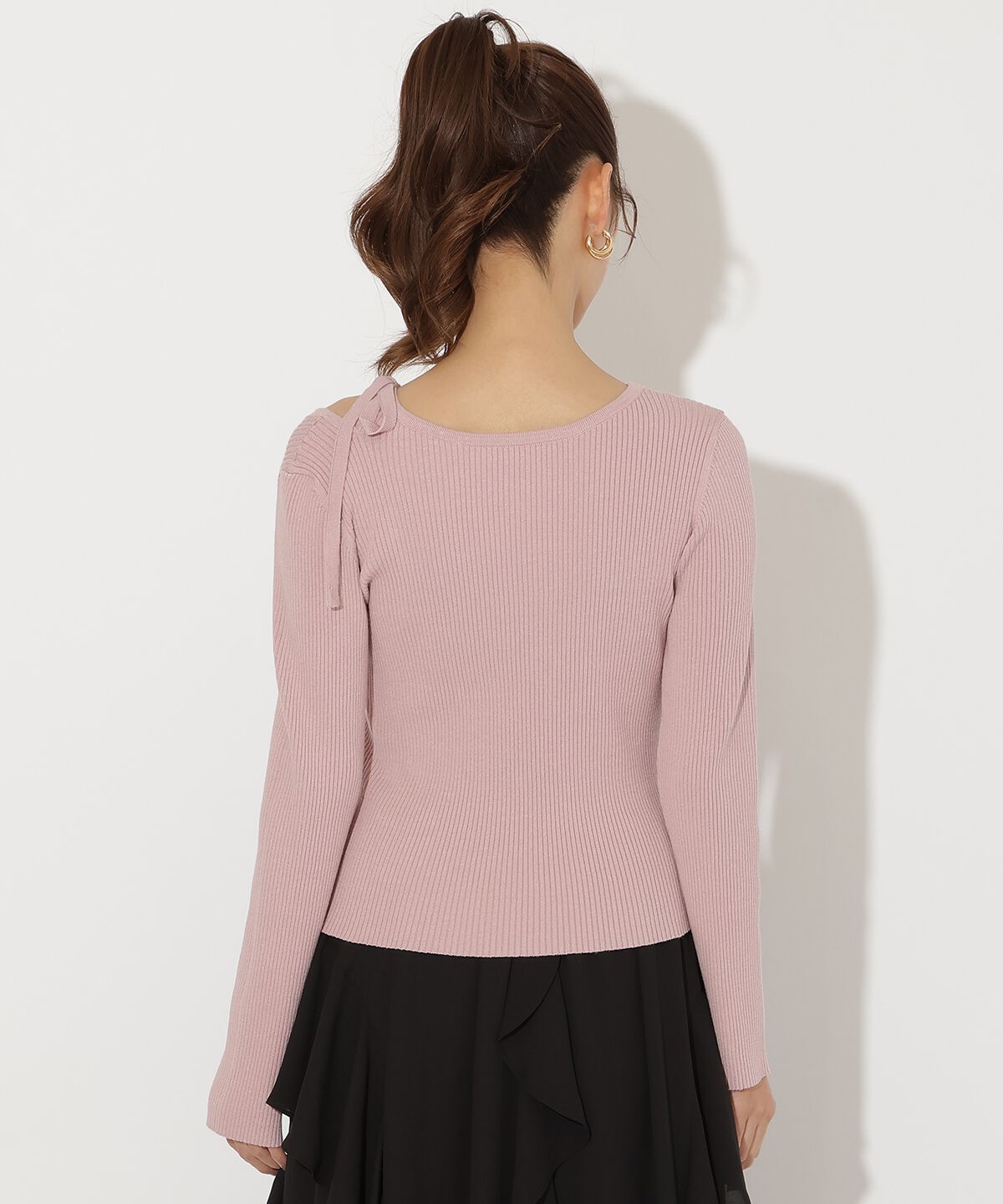 アンドクチュール「アシメリボンスリットプルオーバー」|ニット・セーター|