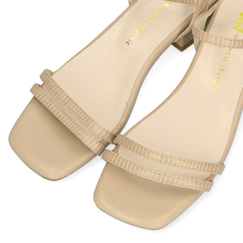 WA Oriental TRaffic「【アウトレット価格】スクエアトゥナローストラップサンダル/32209 サンダル トレンド 人気」|サンダル|