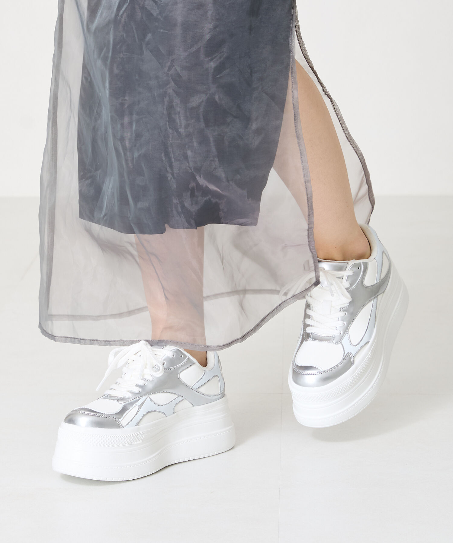 ORiental TRaffic「【トレンド】メタリックラインボリュームソールスニーカー/OT3740 厚底 スニーカー」|スニーカー|