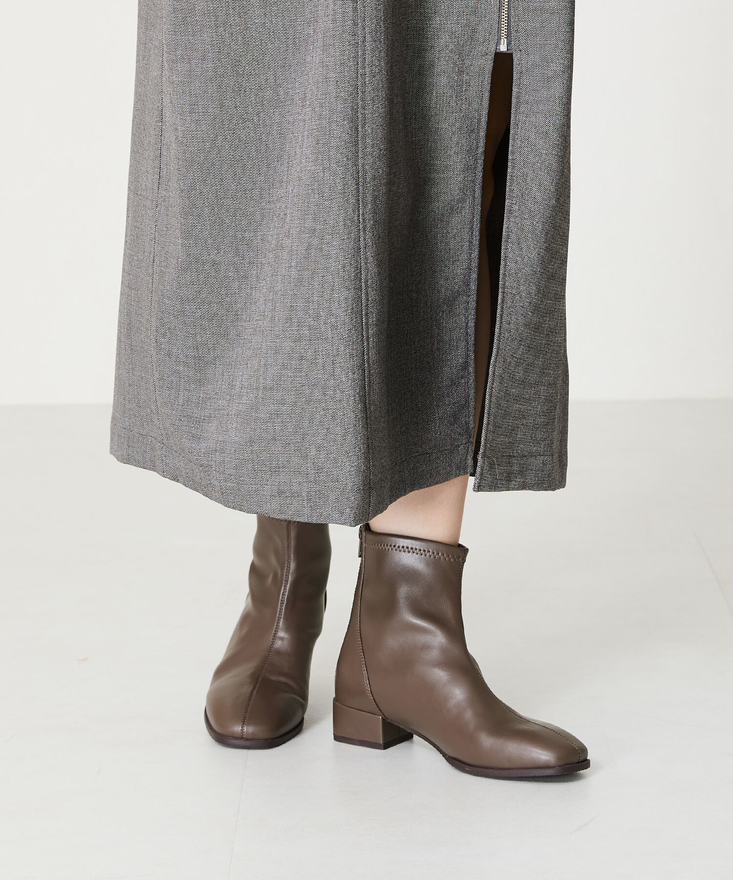 WA Oriental TRaffic「●2024秋冬新作●バックジップスクエアトゥストレッチブーツ/42403」|ショートブーツ|