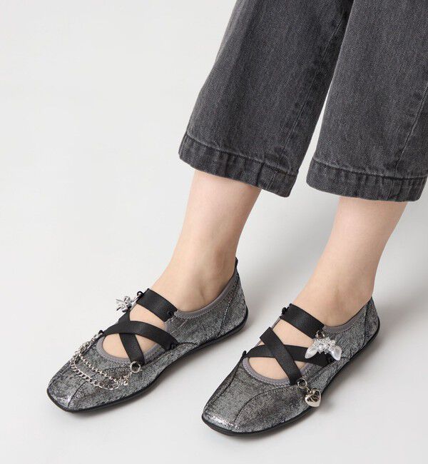 ODETTE E ODILE「＜SY＞ チャームバレエ フラット20&uarr;」|バレエシューズ|