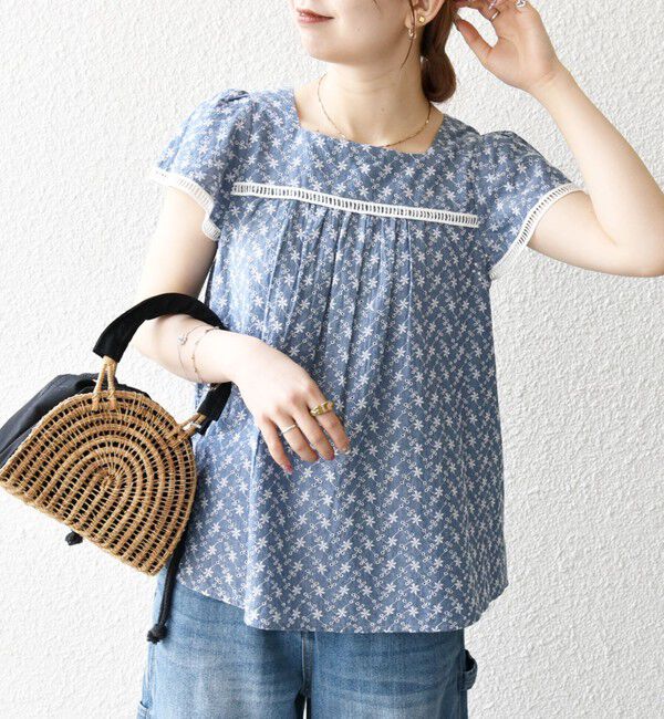 SHIPS any「SHIPS any:〈洗濯機可能〉エンブロイダリー シャンブレー フレア ギャザー ブラウス」|シャツ・ブラウス|