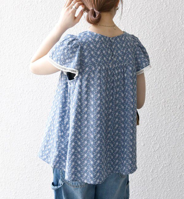 SHIPS any「SHIPS any:〈洗濯機可能〉エンブロイダリー シャンブレー フレア ギャザー ブラウス」|シャツ・ブラウス|