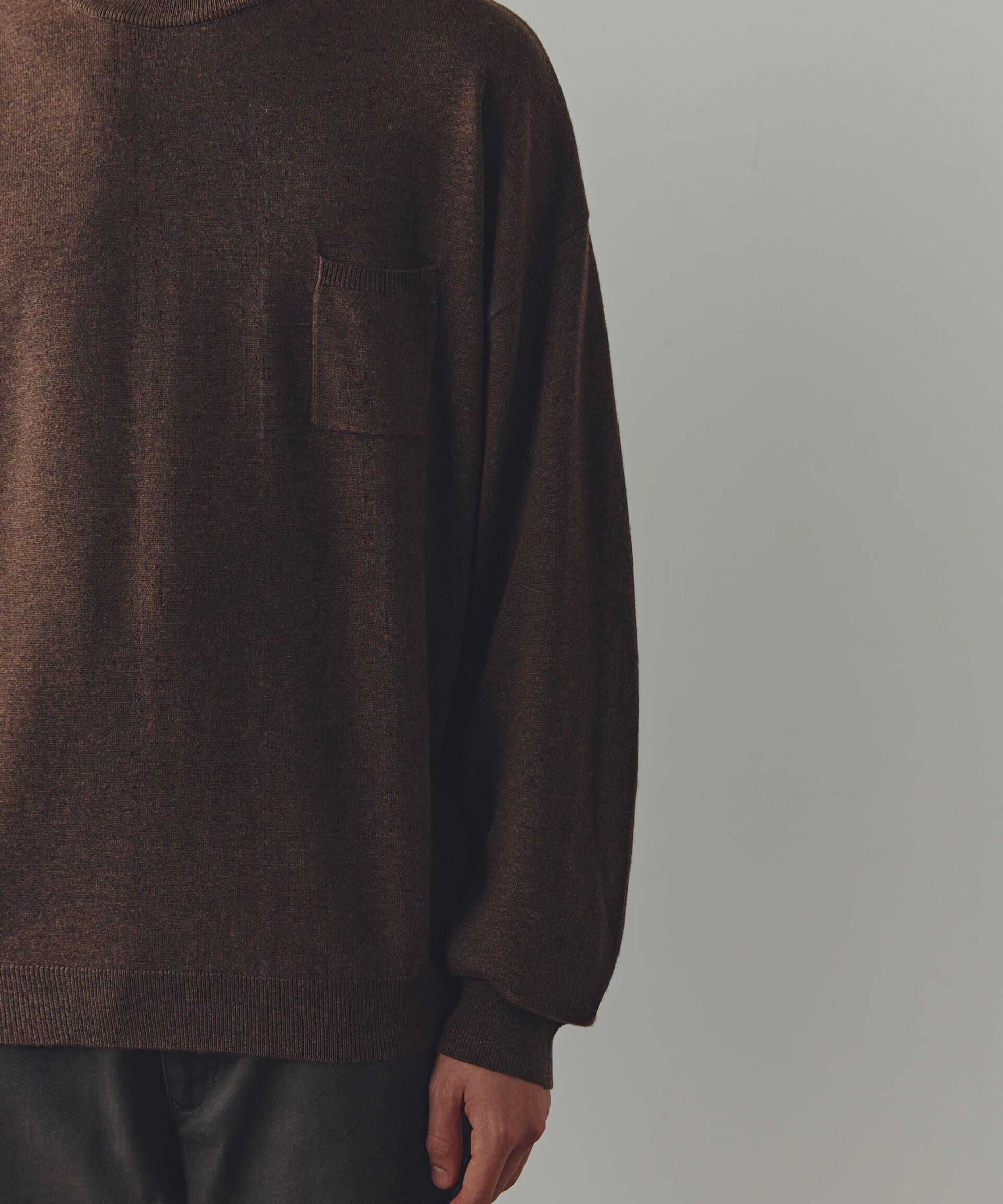 nano･universe「WEB限定/「Commonuse」クルーネックポケットニット」|ニット・セーター|