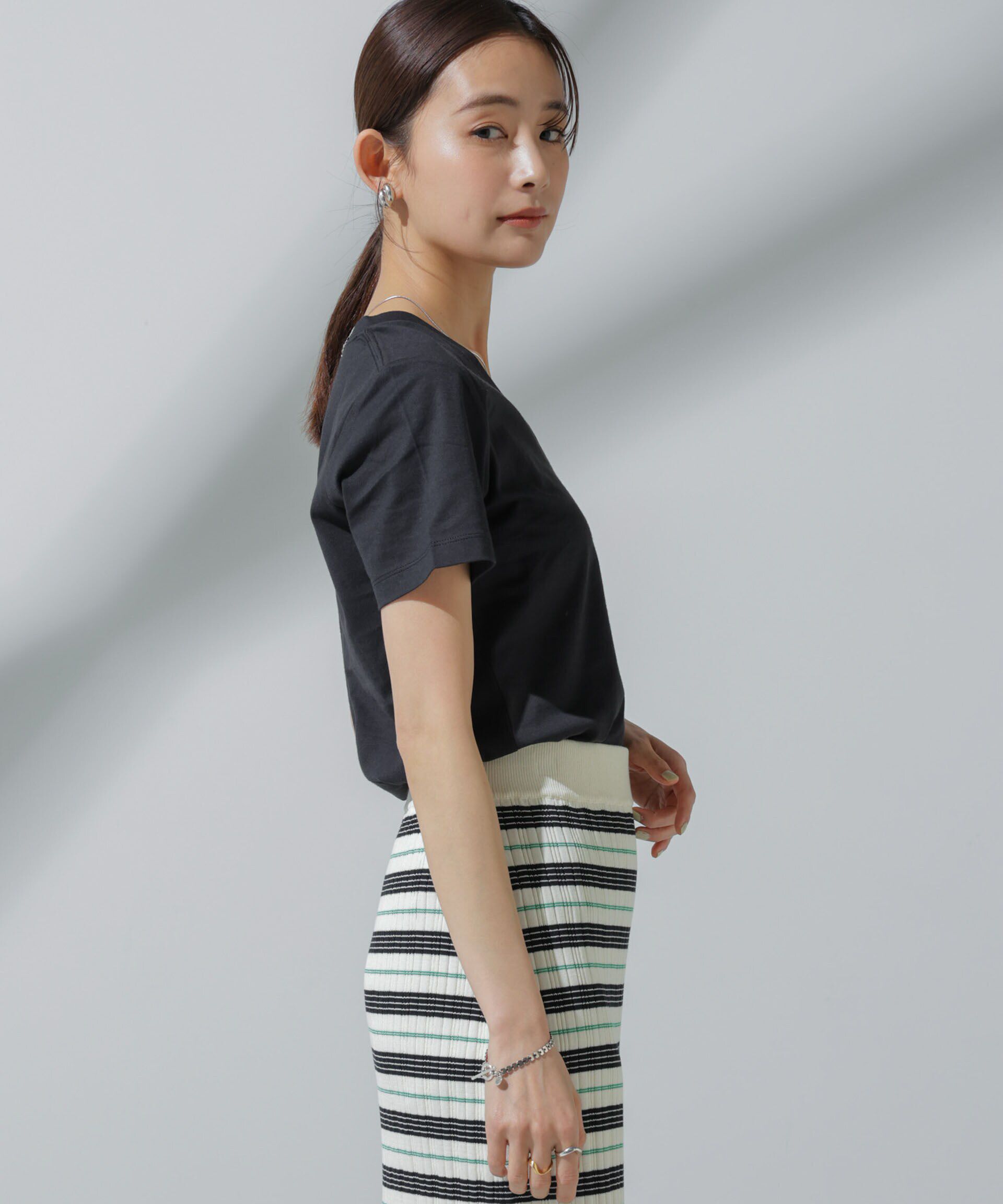 nano･universe「Anti Soaked(R) 汗染み防止 VネックTシャツ」|Tシャツ・カットソー|