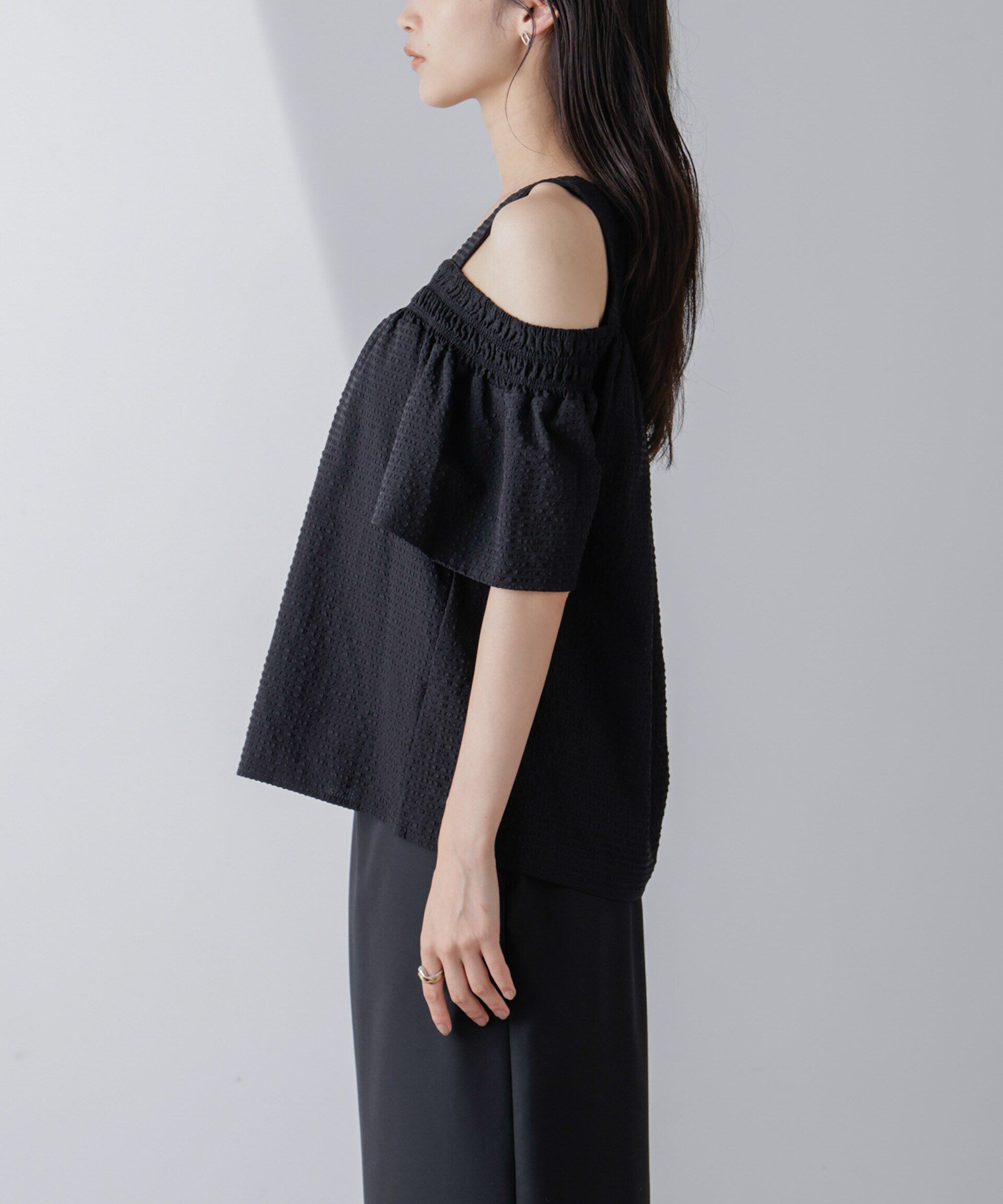 nano･universe「サッカーオフショルダーブラウス」|シャツ・ブラウス|