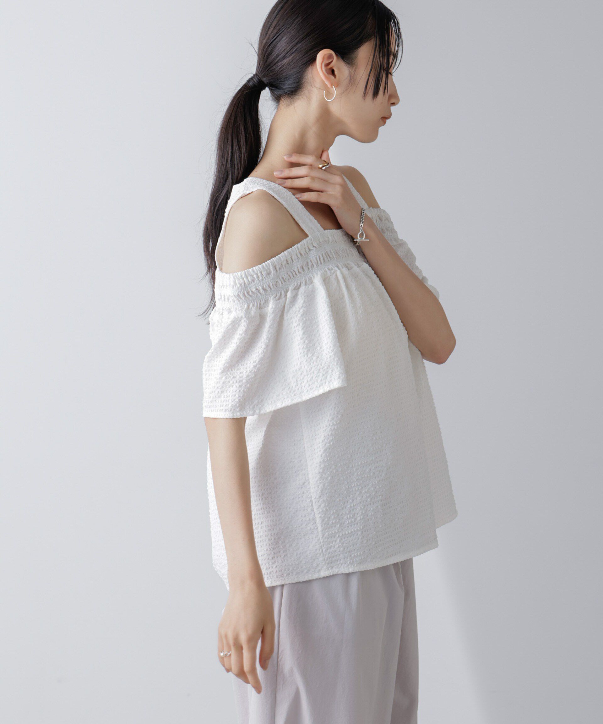 nano･universe「サッカーオフショルダーブラウス」|シャツ・ブラウス|