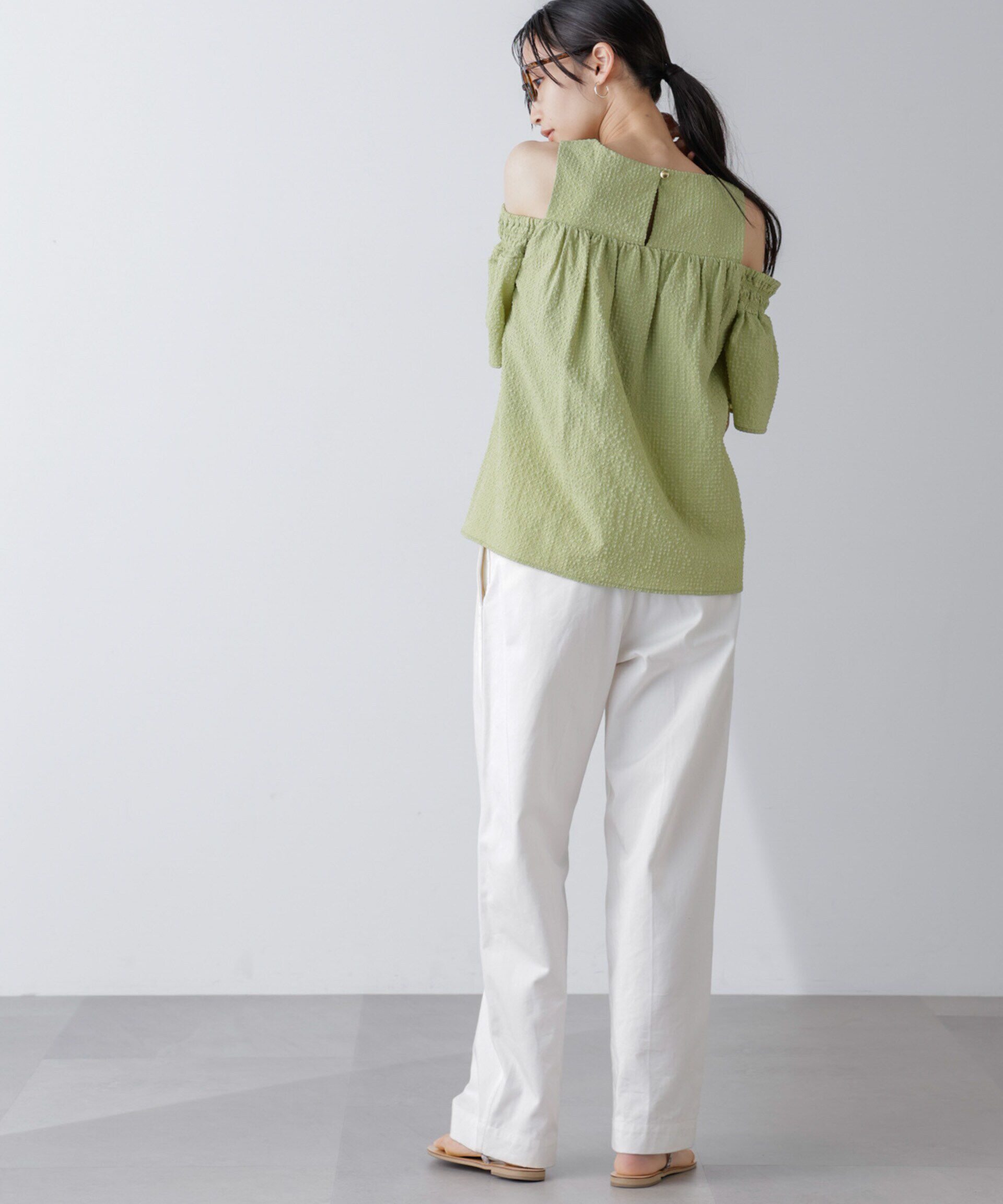 nano･universe「サッカーオフショルダーブラウス」|シャツ・ブラウス|