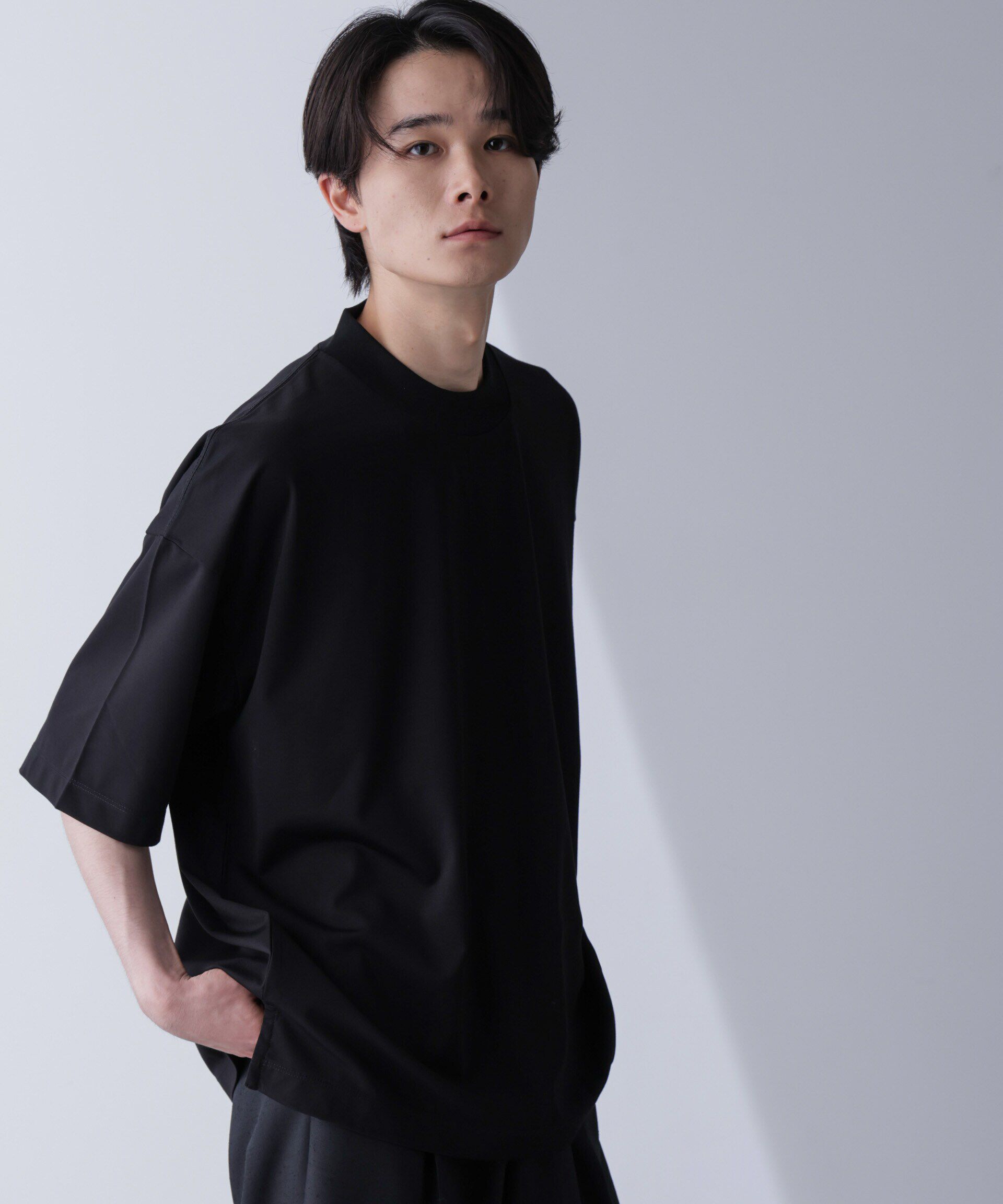 nano･universe「モックネックワイドシルエットTシャツ 半袖」|Tシャツ・カットソー|