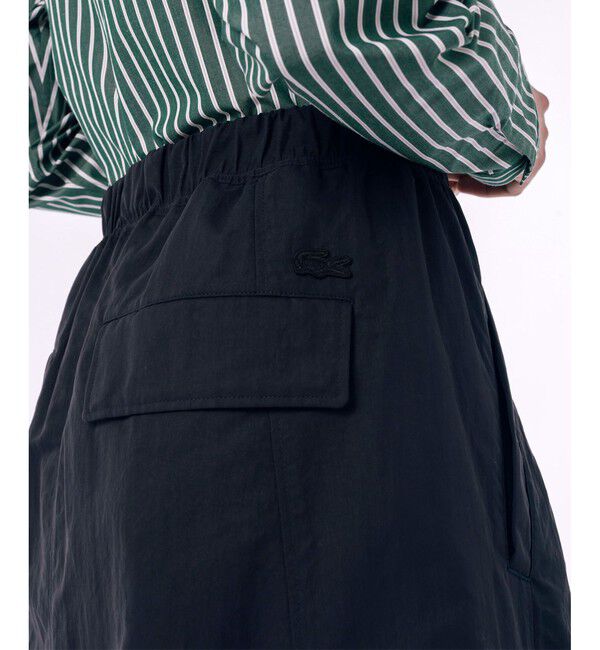 LACOSTE「微起毛素材 撥水ナイロンカーゴスカート」|スカート|