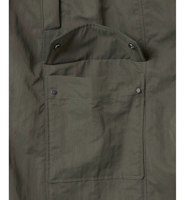 LACOSTE「微起毛素材 撥水ナイロンカーゴスカート」|スカート|