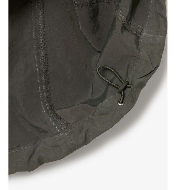 LACOSTE「微起毛素材 撥水ナイロンカーゴスカート」|スカート|