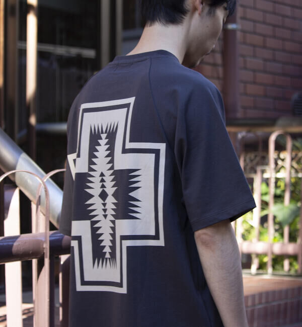 GLOSTER「【PENDLETON/ペンドルトン】バックプリント ラグランTシャツ ラウンドテール」|Tシャツ・カットソー|