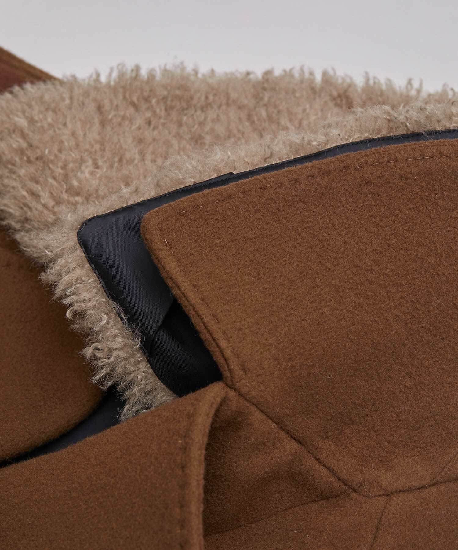 ROPE「【SUPER100's/140's】シャルムリバーファー付きミドルコート」|チェスターコート|