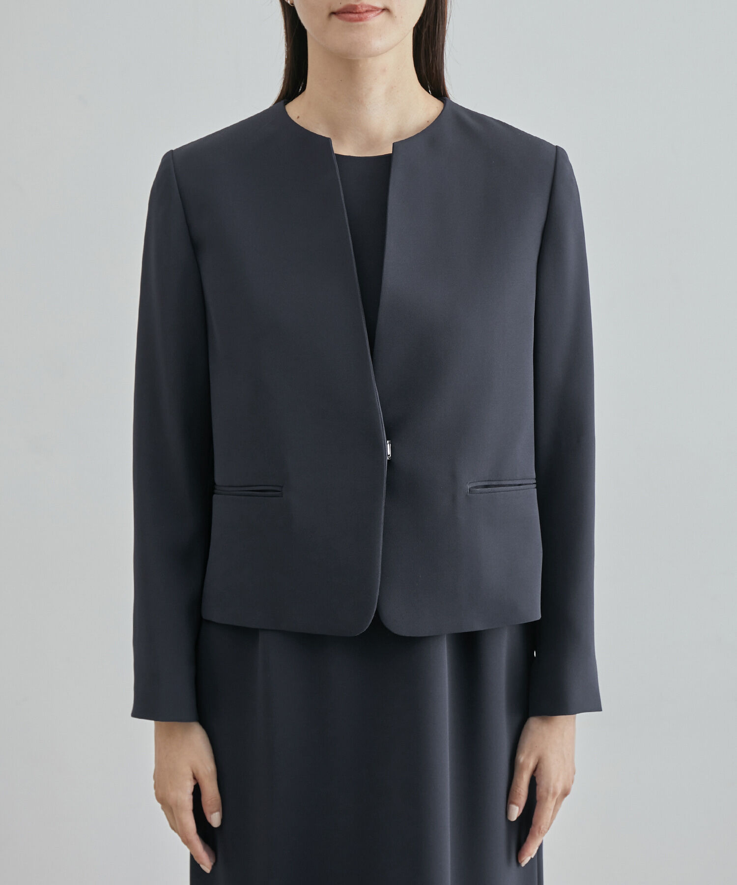 ROPE「ジョーゼットクルーネックジャケット/セットアップ対応・セレモニー対応」|ノーカラージャケット|