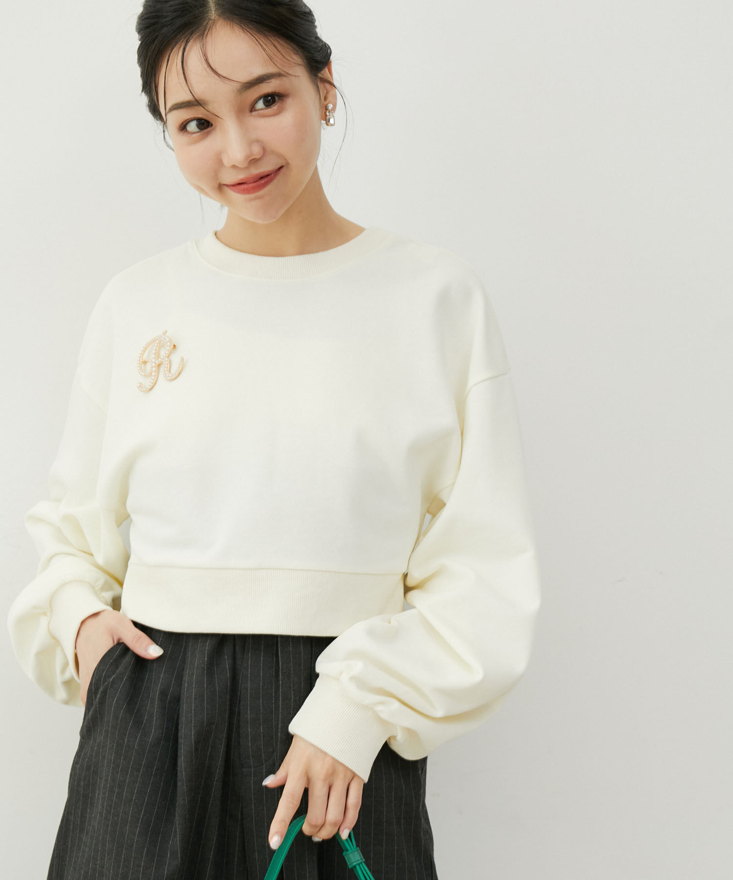 VIS「パールイニシャルブローチ」|ブローチ・コサージュ|